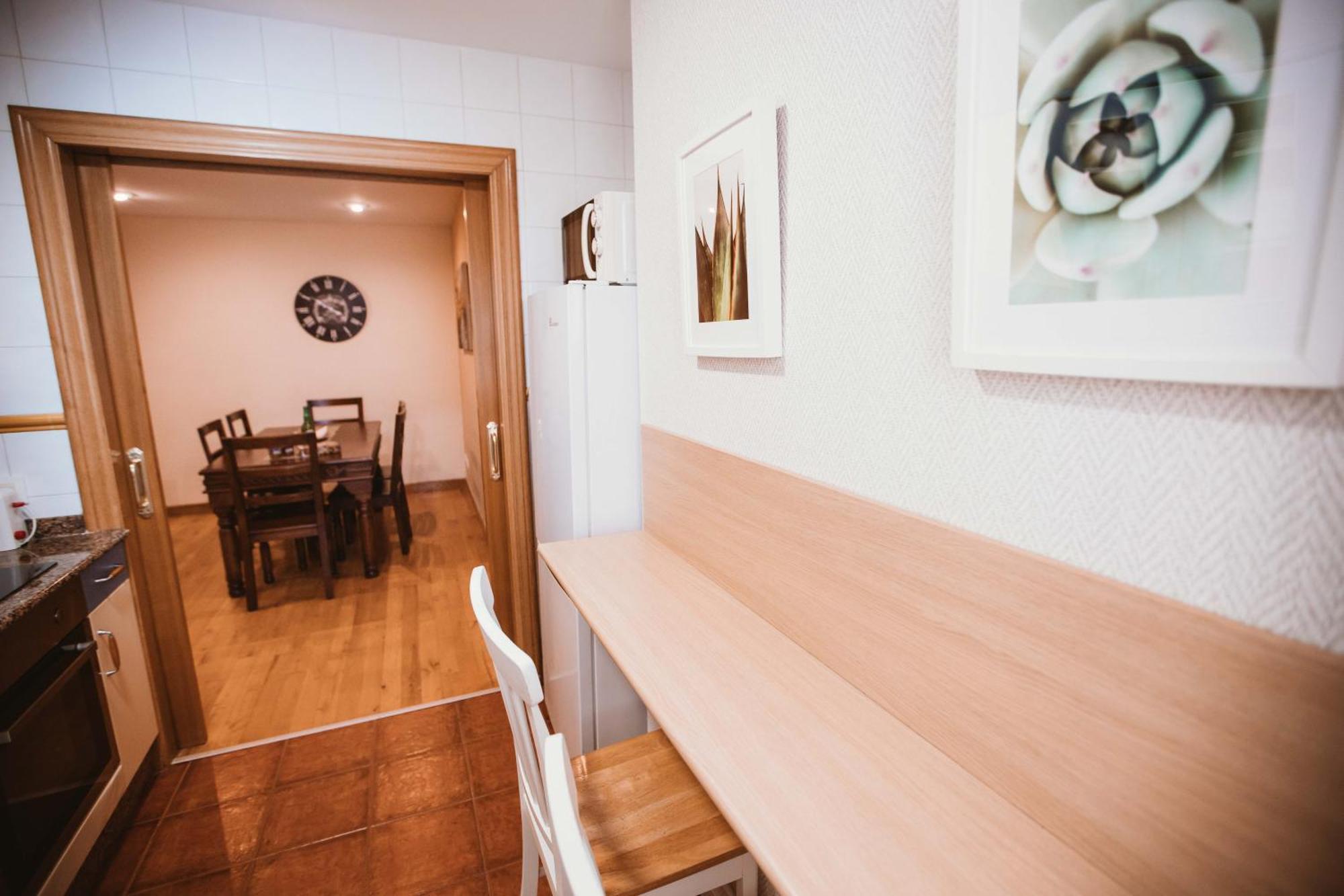 Ayalgas, En Vut-3935-as Apartment *